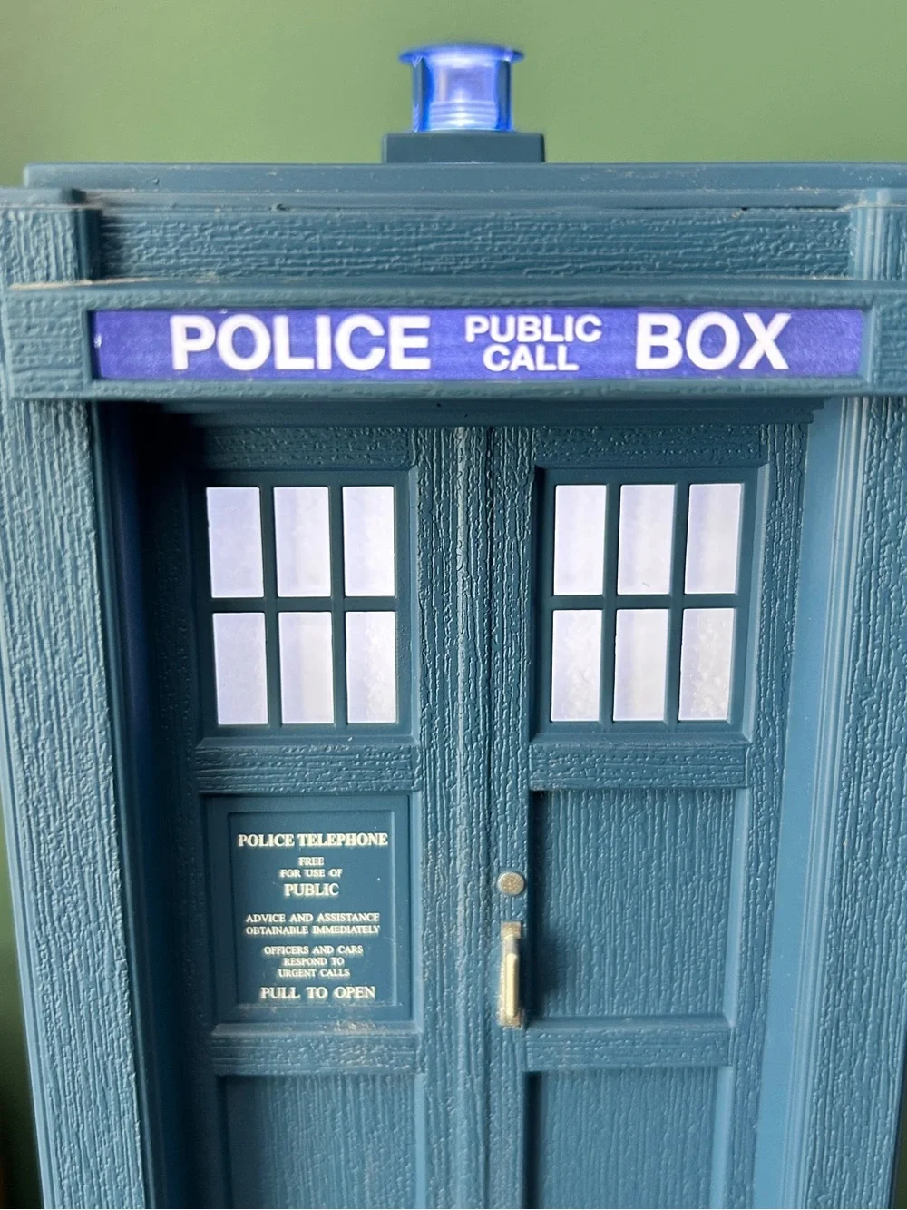 TARDIS Dr Who Hallmark 60th Anniv 2023 Light Sound Motion Table Decoration